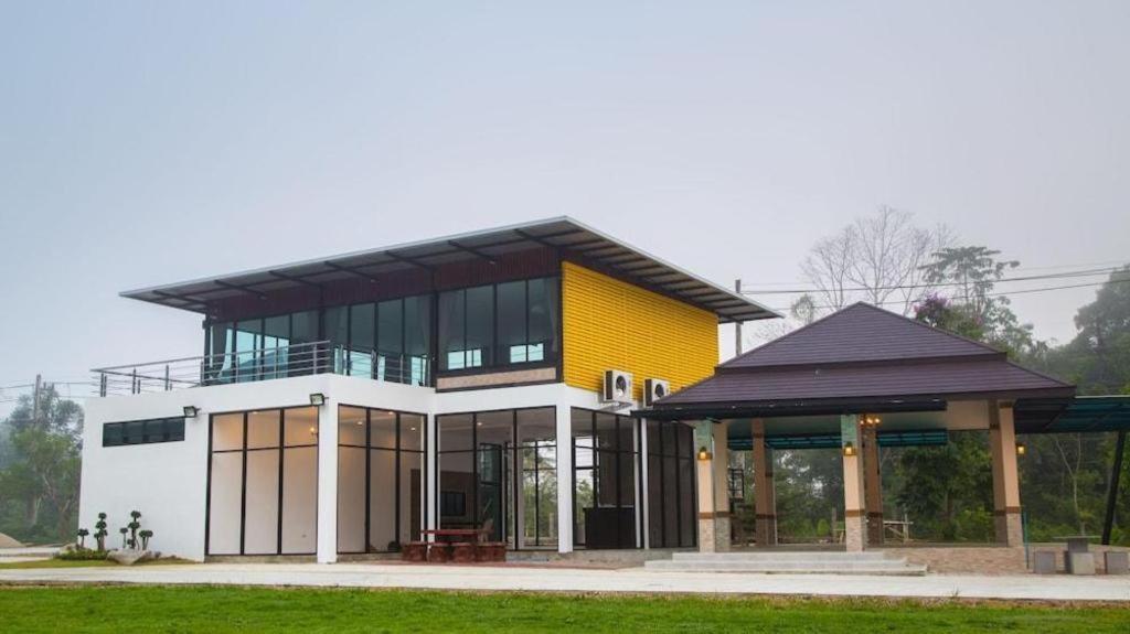 Phuphayot Resort Транг Екстериор снимка