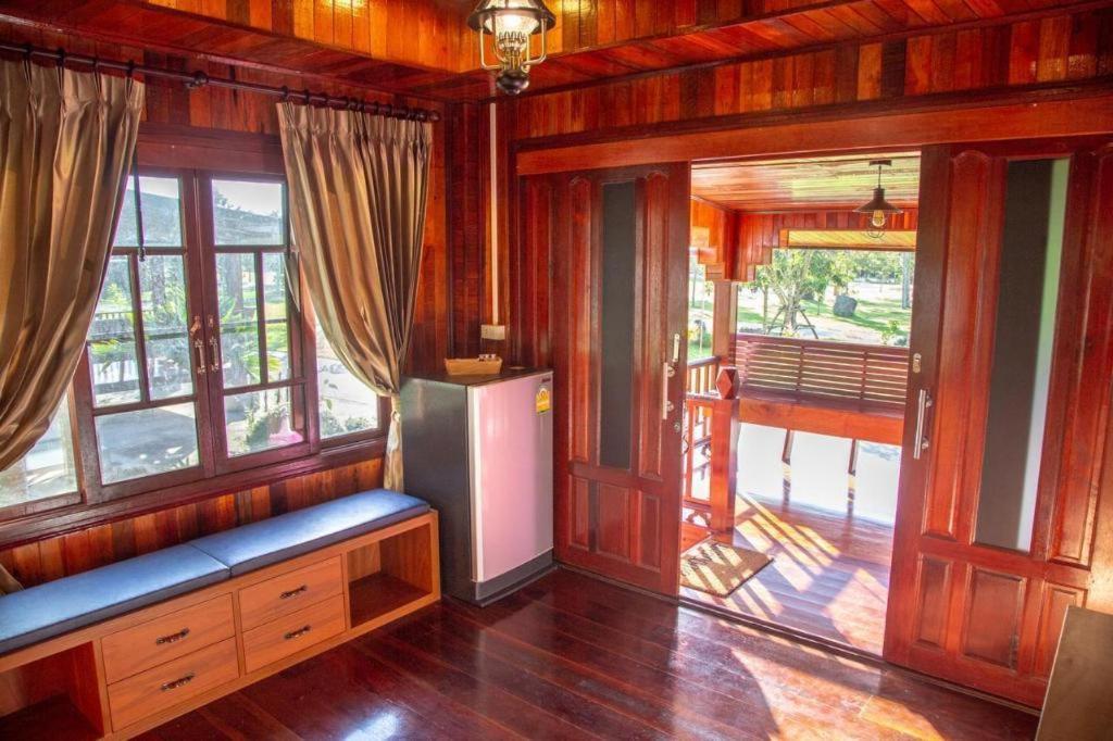 Phuphayot Resort Транг Екстериор снимка
