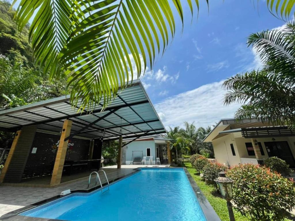 Phuphayot Resort Транг Екстериор снимка