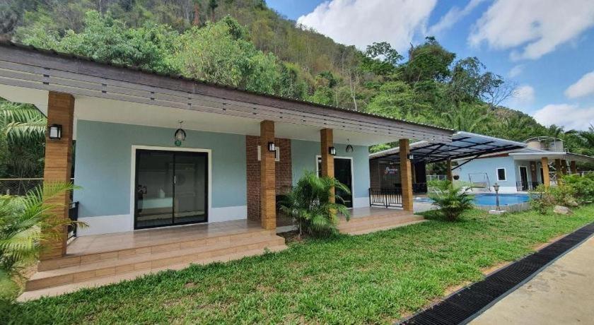 Phuphayot Resort Транг Екстериор снимка
