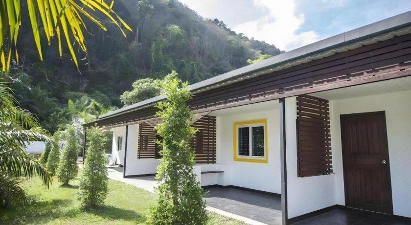 Phuphayot Resort Транг Екстериор снимка