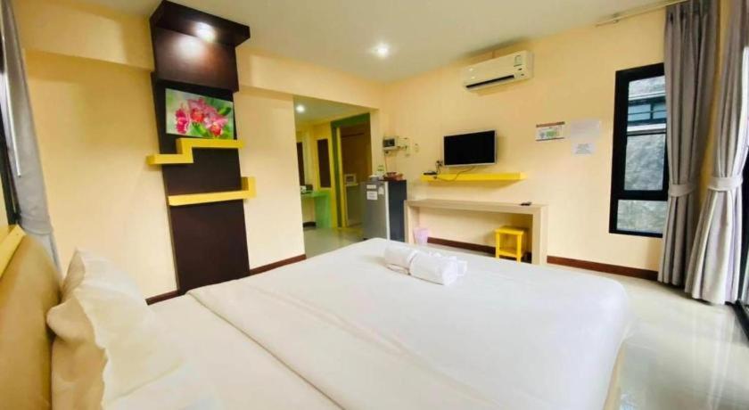 Phuphayot Resort Транг Екстериор снимка