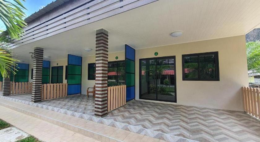 Phuphayot Resort Транг Екстериор снимка
