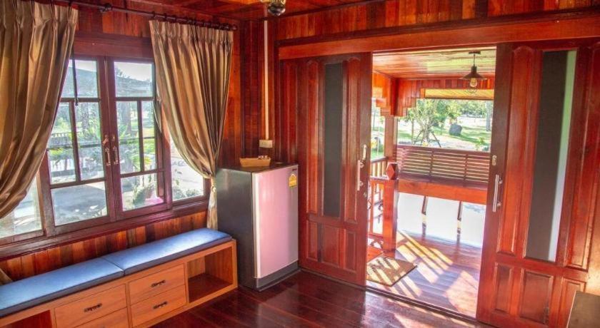 Phuphayot Resort Транг Екстериор снимка