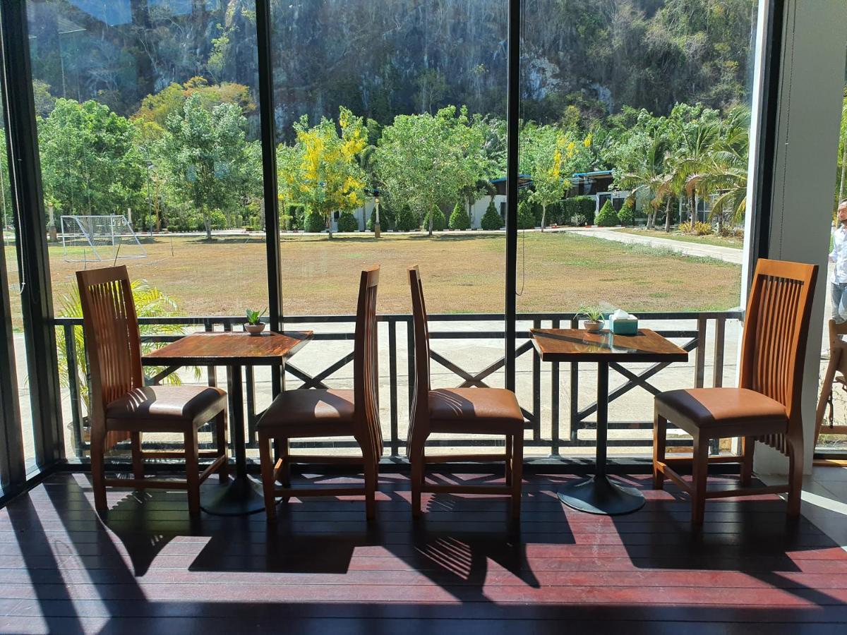 Phuphayot Resort Транг Екстериор снимка